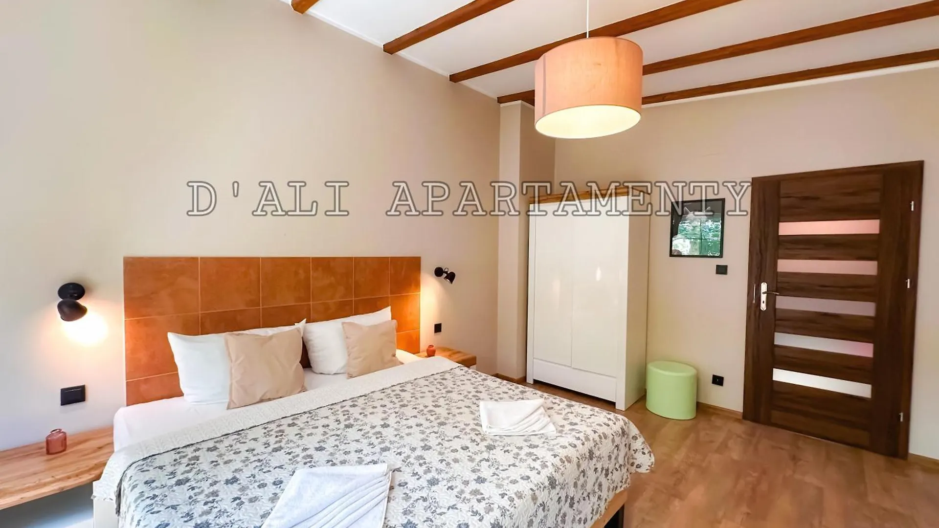 D\'Ali Apartament W Centrum Poznania Ul Rozana 21 contacts